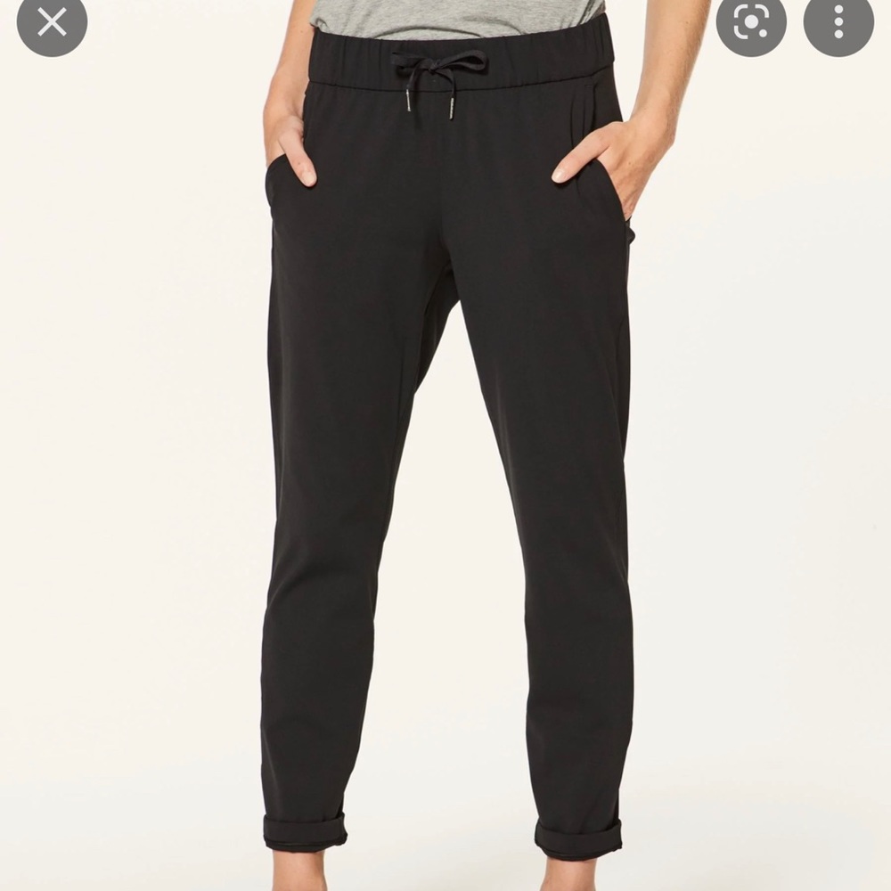 Lululemon “On the Fly Pant”